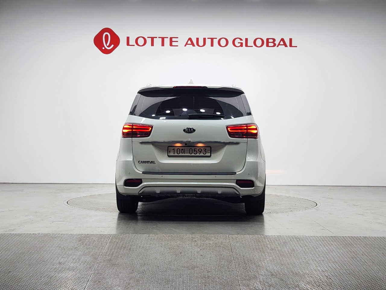 2019 KIA THE NEW CARNIVAL 9seat Diesel Prestige