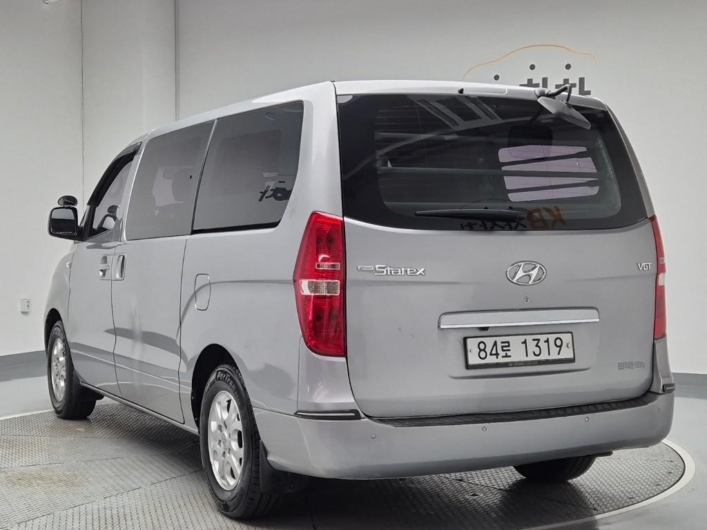 2015 HYUNDAI GRAND STAREX 