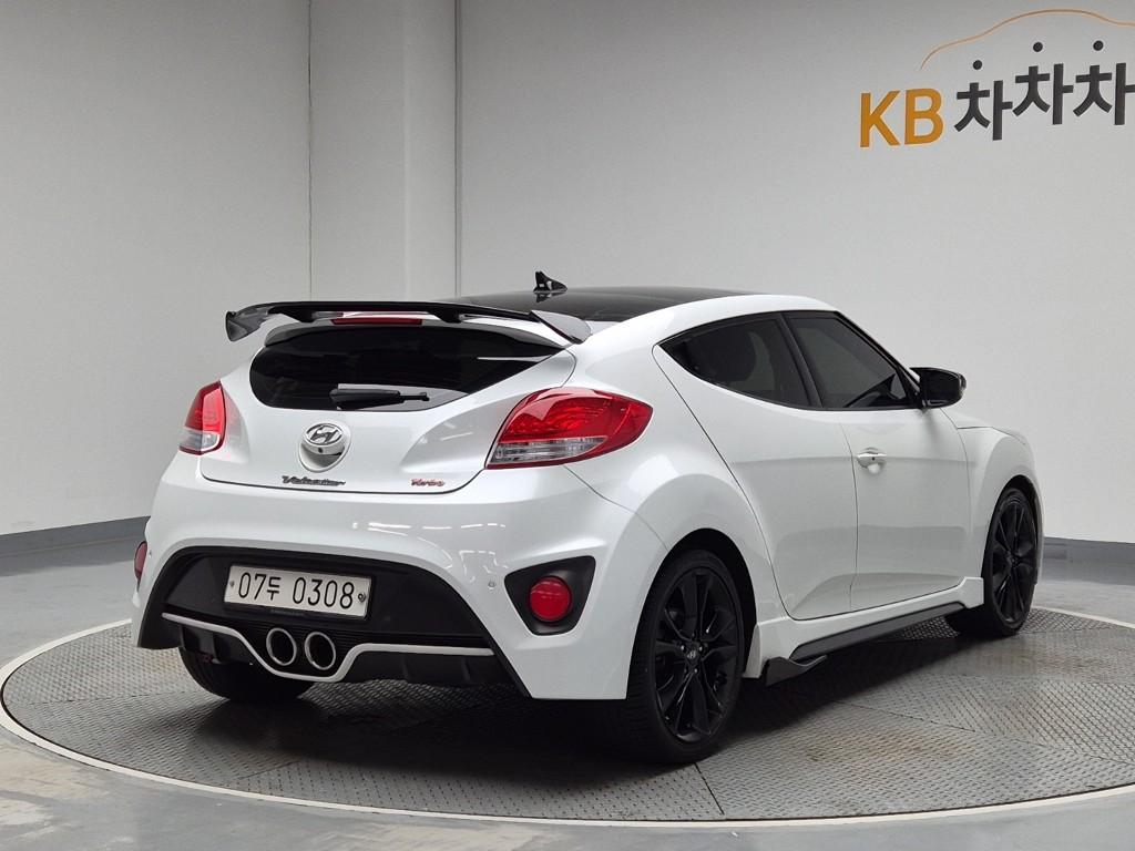 2017 HYUNDAI THE NEW VELOSTER 