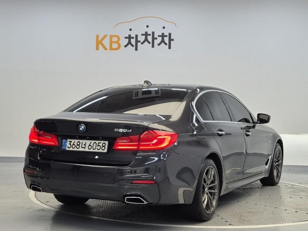 2018 BMW 5 SERIES (7Gen) 