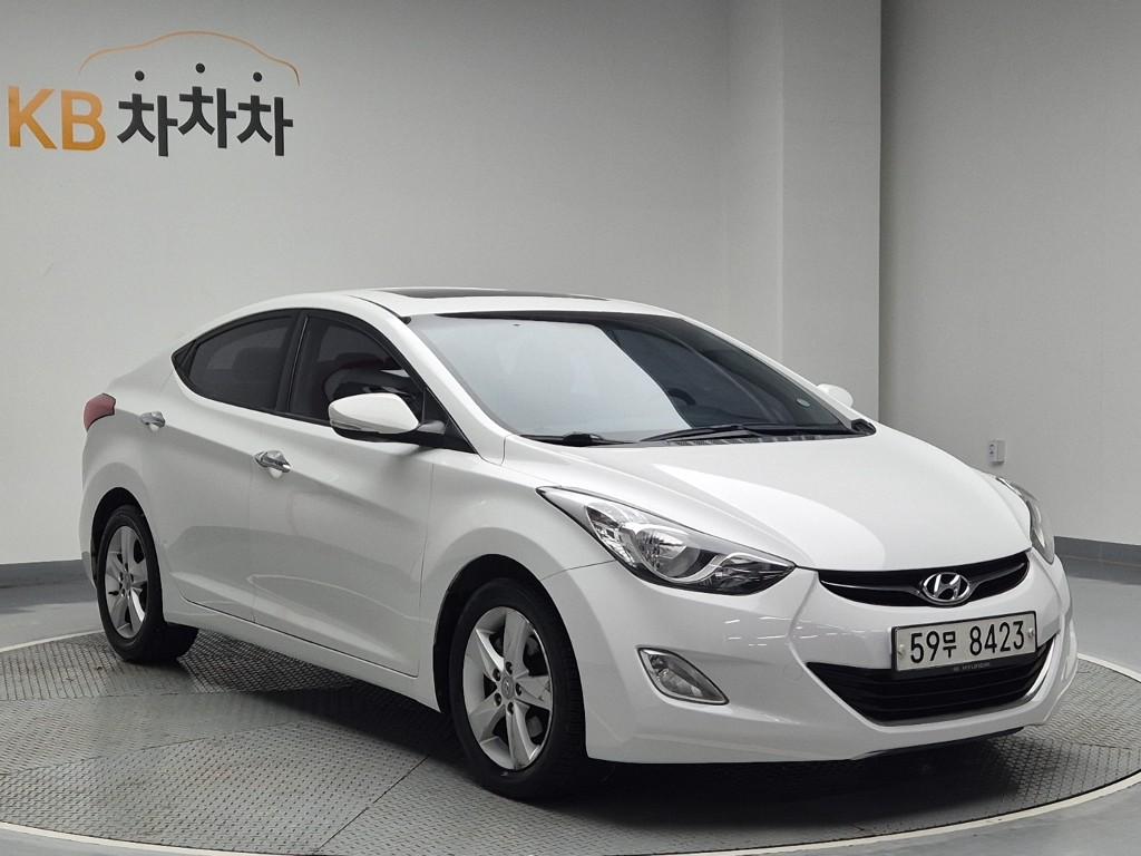 2011 HYUNDAI AVANTE MD 