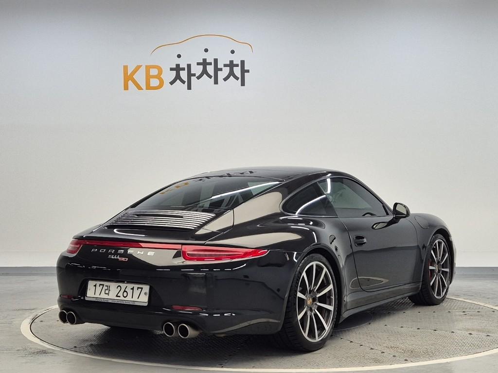 2013 PORSCHE 911 