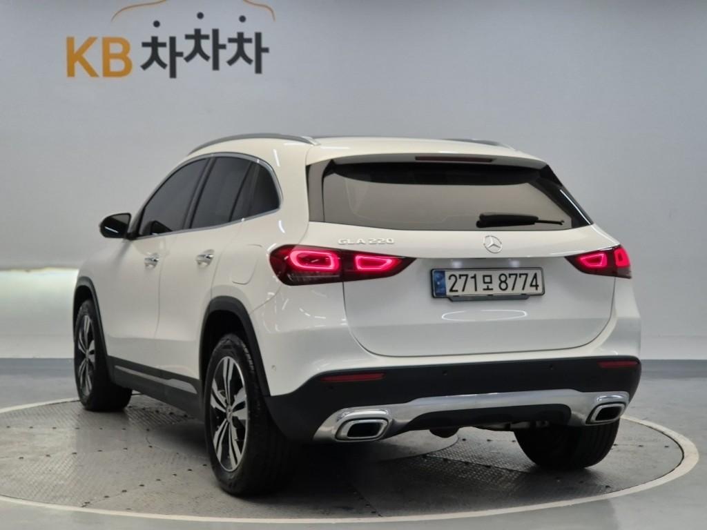 2021 BENZ GLA CLASS (2Gen) 