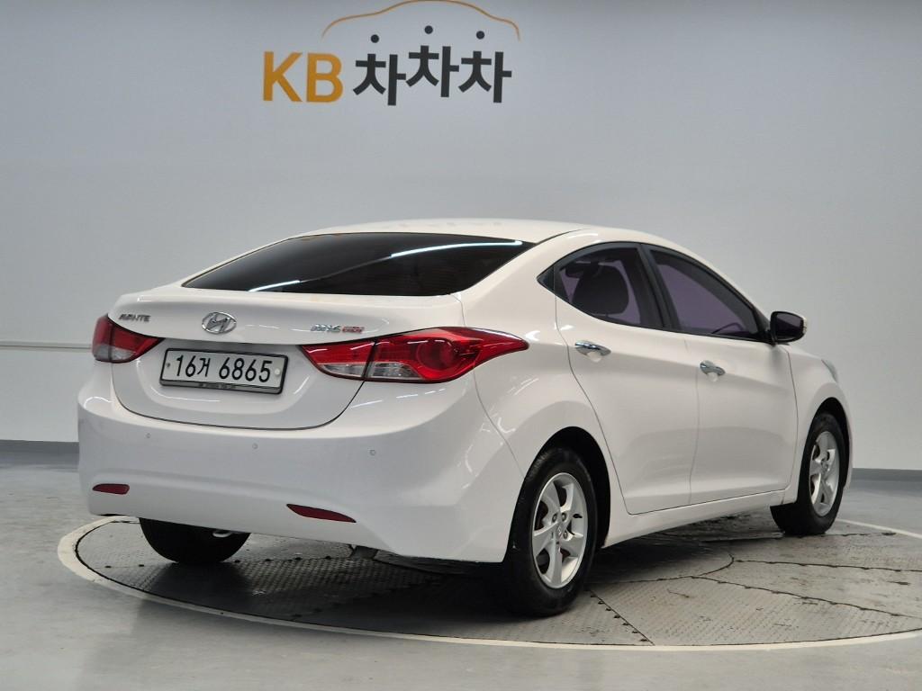 2012 HYUNDAI AVANTE MD 