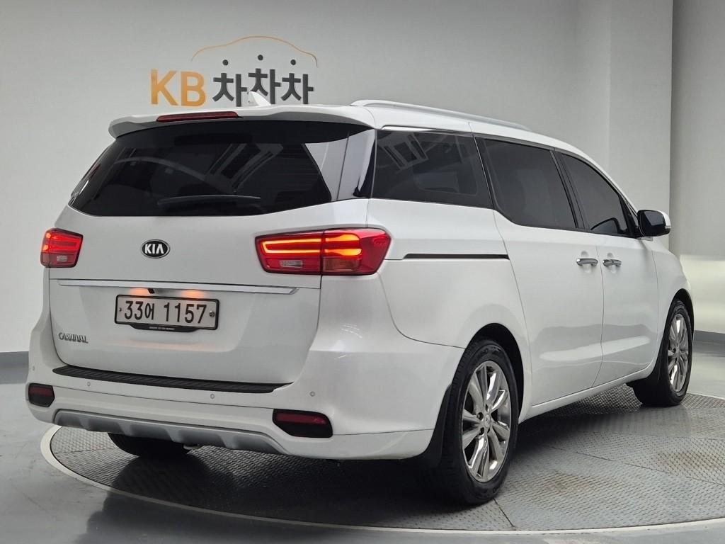 2019 KIA THE NEW CARNIVAL 