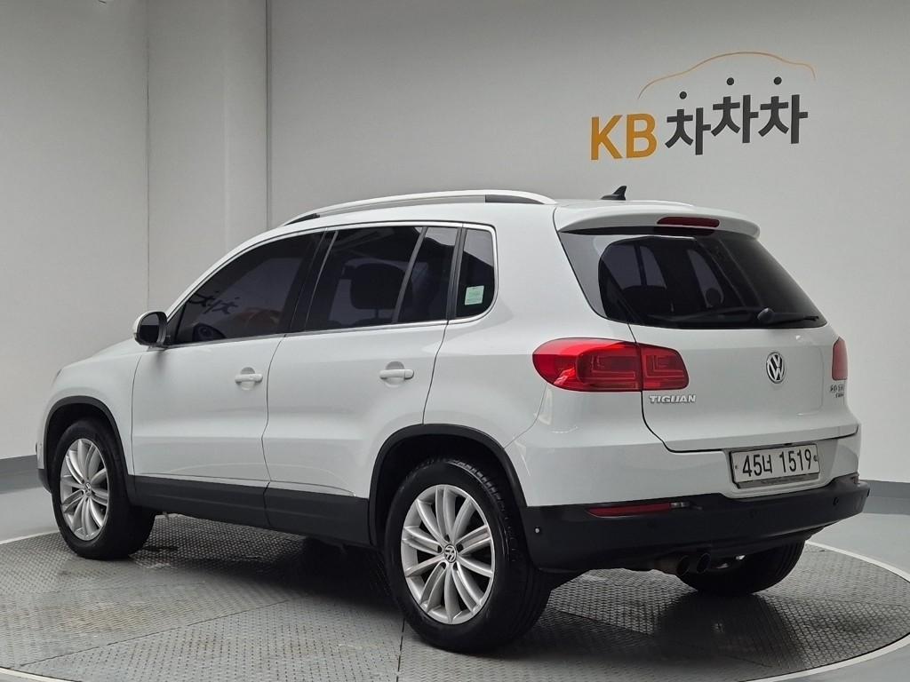 2014 VOLKSWAGEN TIGUAN 