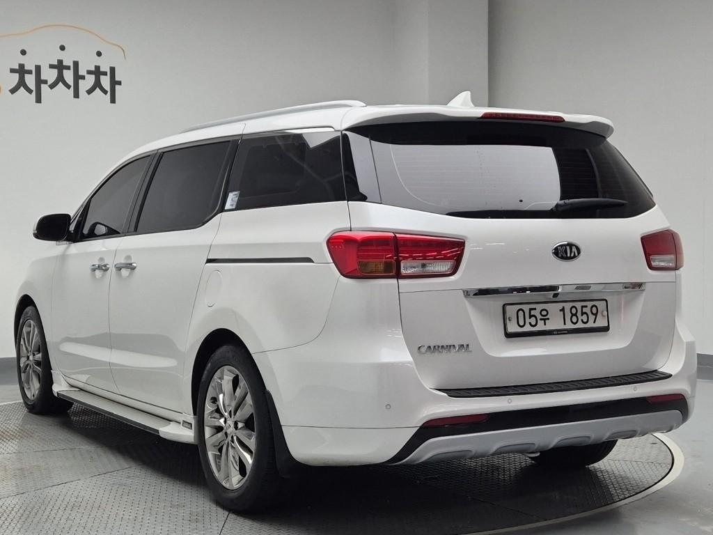 2018 KIA ALL NEW CARNIVAL 