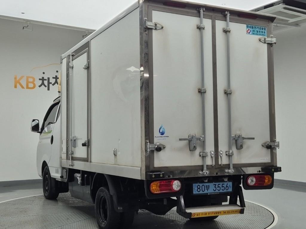 2023 HYUNDAI PORTER II ELECTRIC 