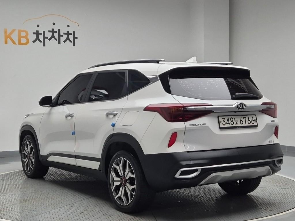 2020 KIA SELTOS 