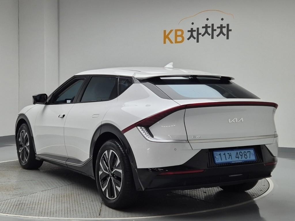 2024 KIA EV6 