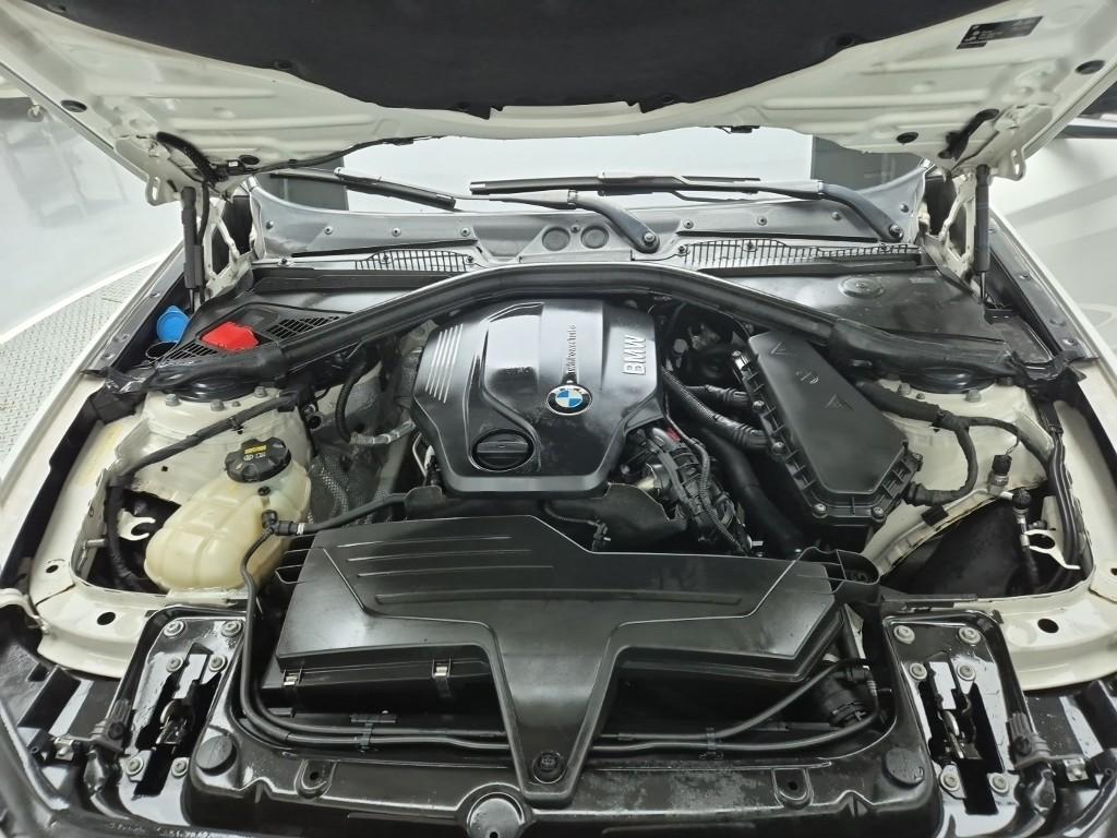 2017 BMW 1 Series (2Gen) 