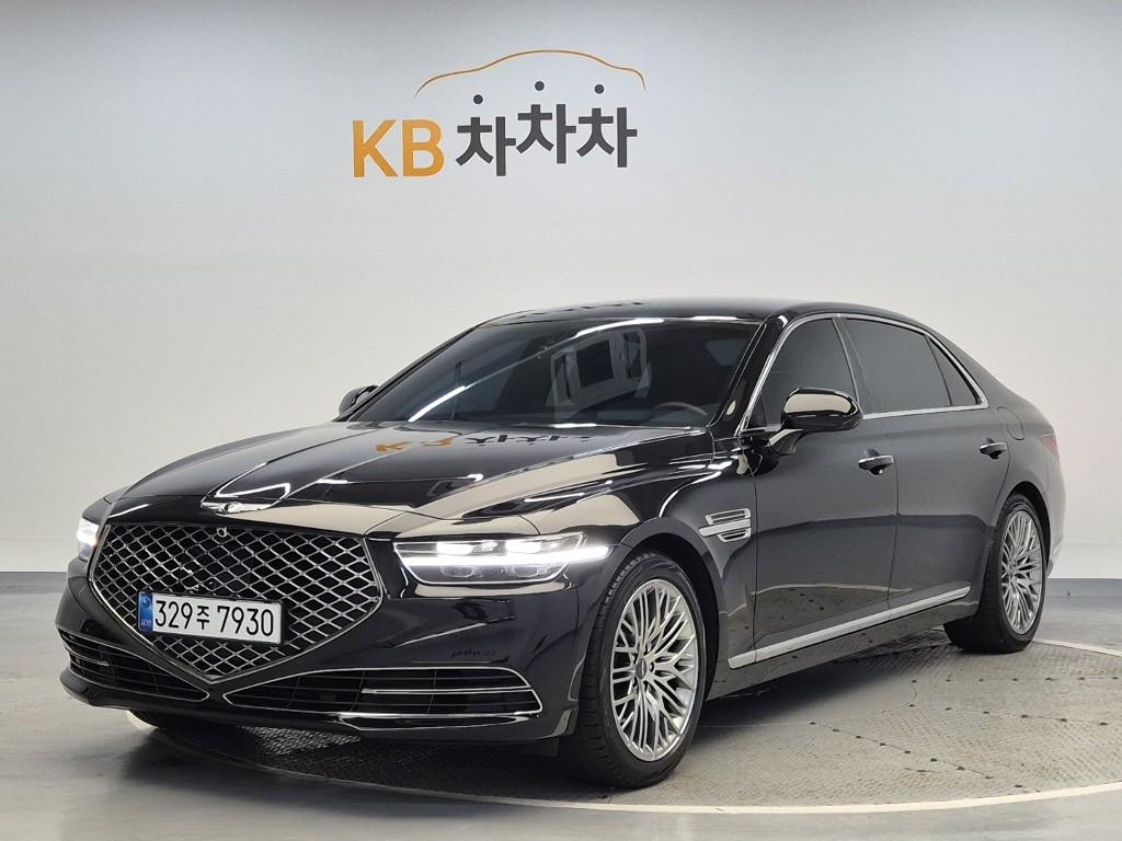 2021 GENESIS G90 