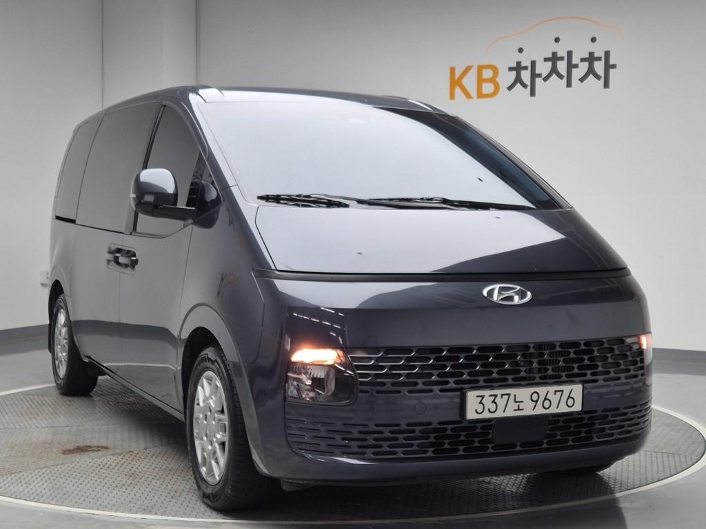 2023 HYUNDAI STARIA 