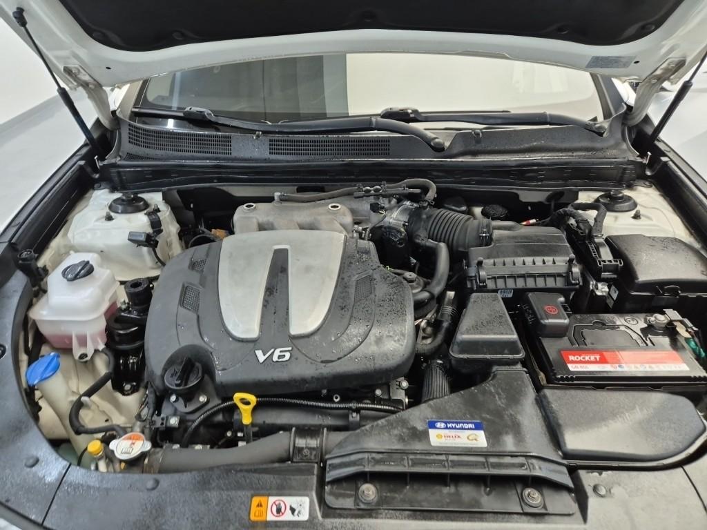 2012 HYUNDAI GRANDEUR HG 