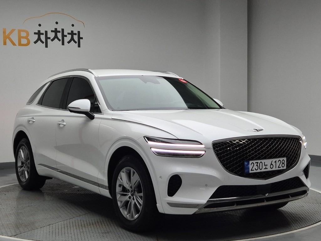 2024 GENESIS GV70 