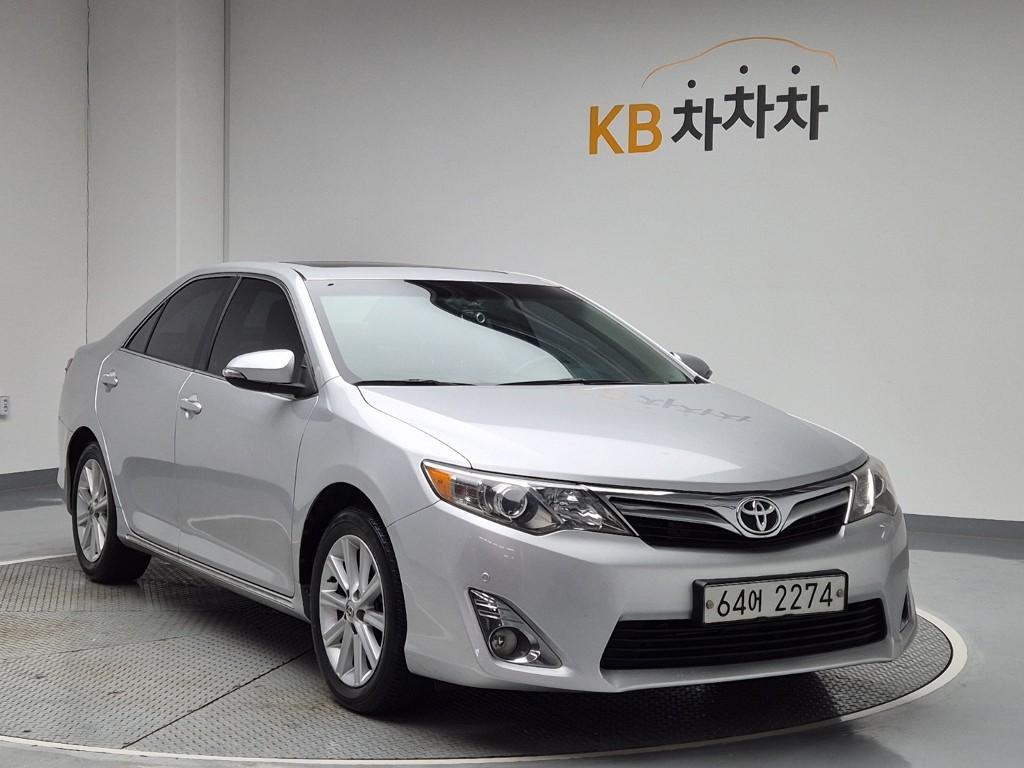 2012 TOYOTA CAMRY 