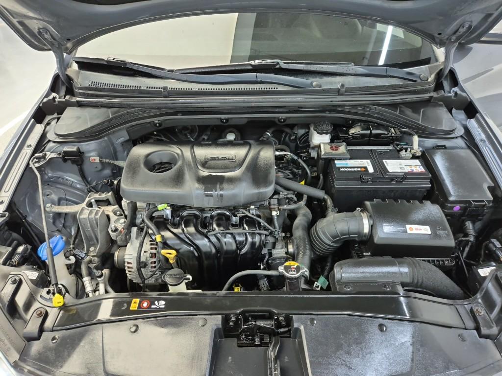 2018 HYUNDAI AVANTE AD 