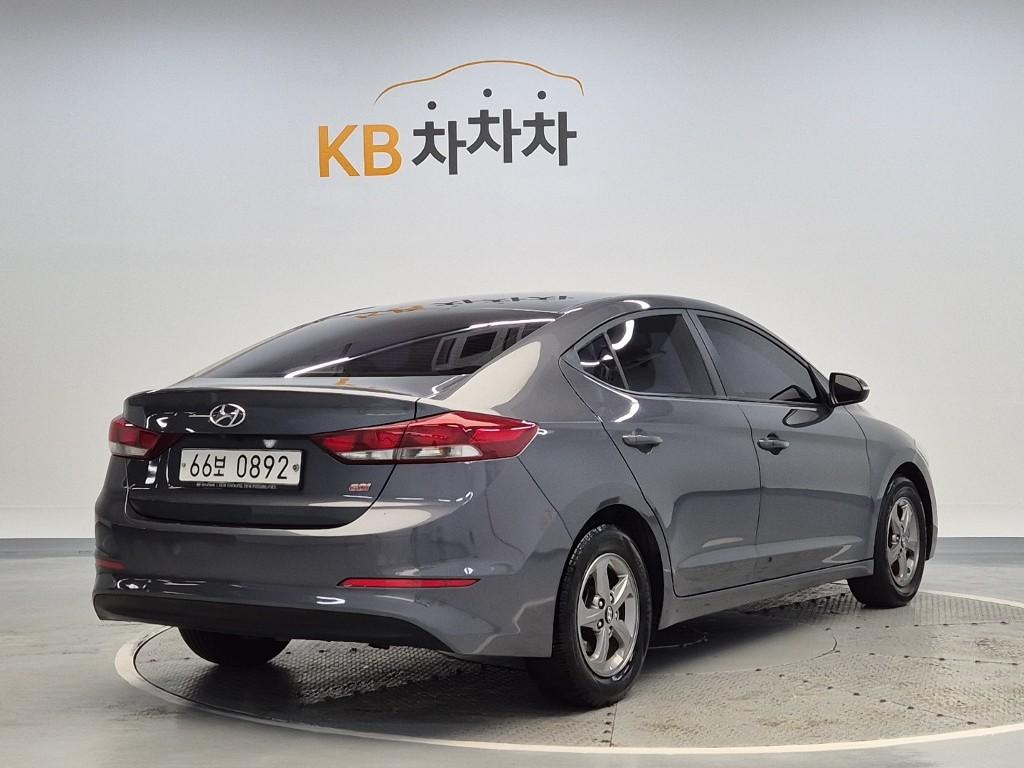 2016 HYUNDAI AVANTE AD 