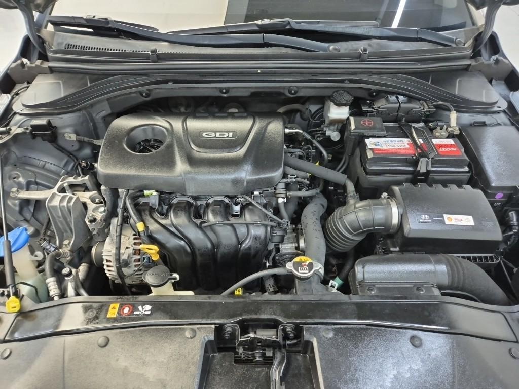 2016 HYUNDAI AVANTE AD 