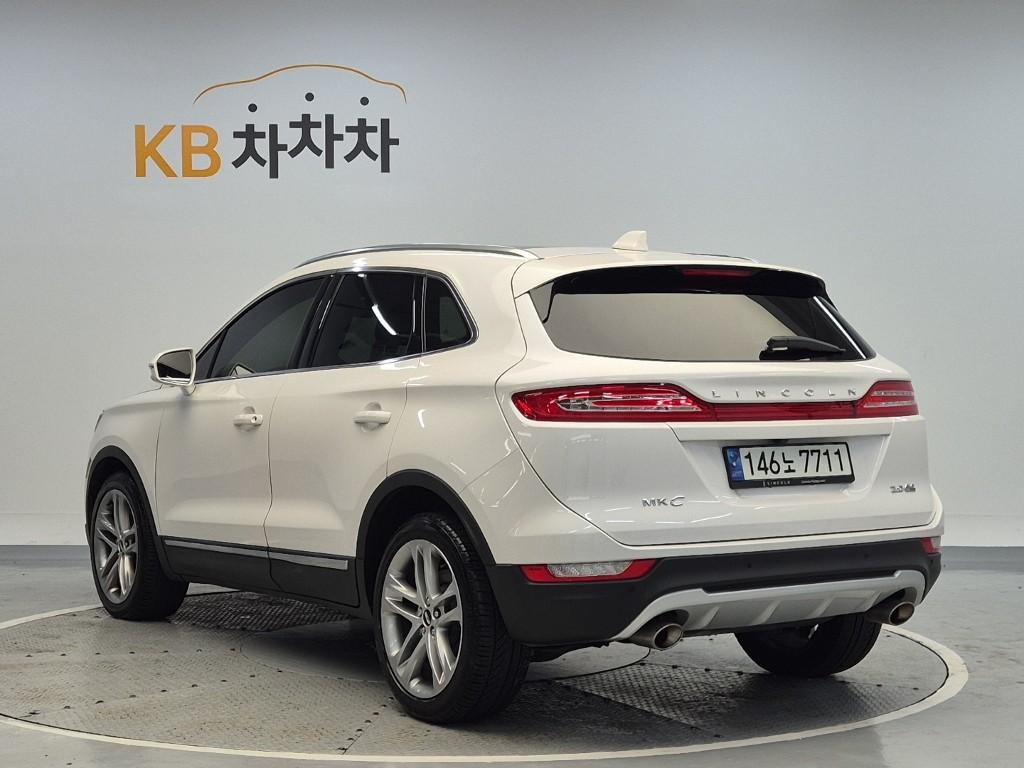 2016 LINCOLN MKC 
