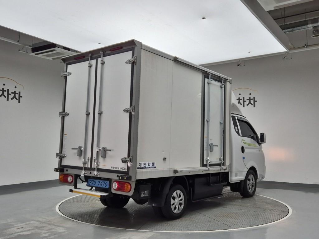 2023 HYUNDAI PORTER II ELECTRIC 