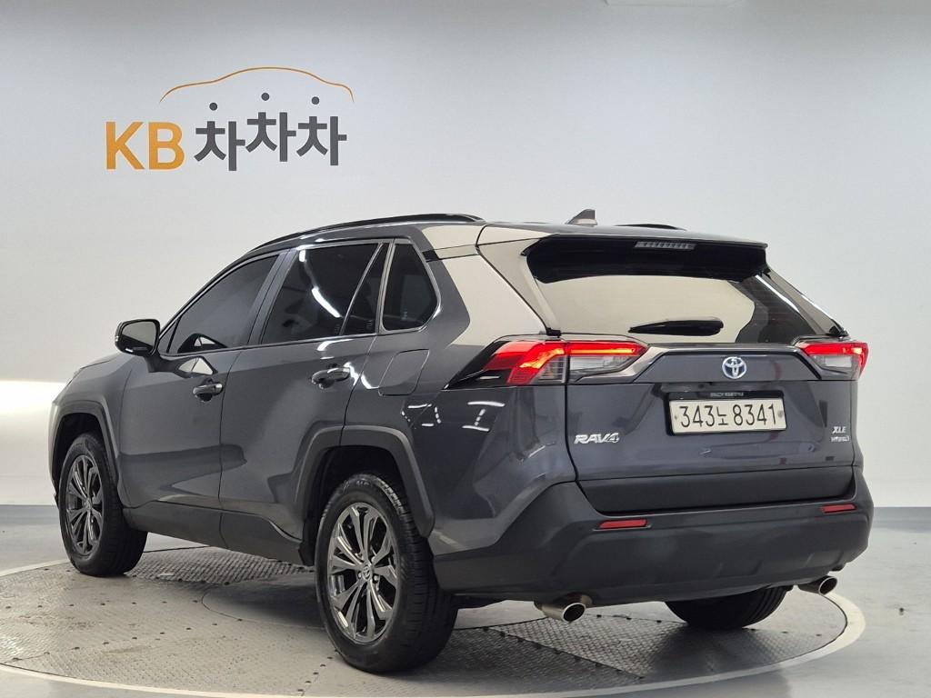 2022 TOYOTA RAV4 
