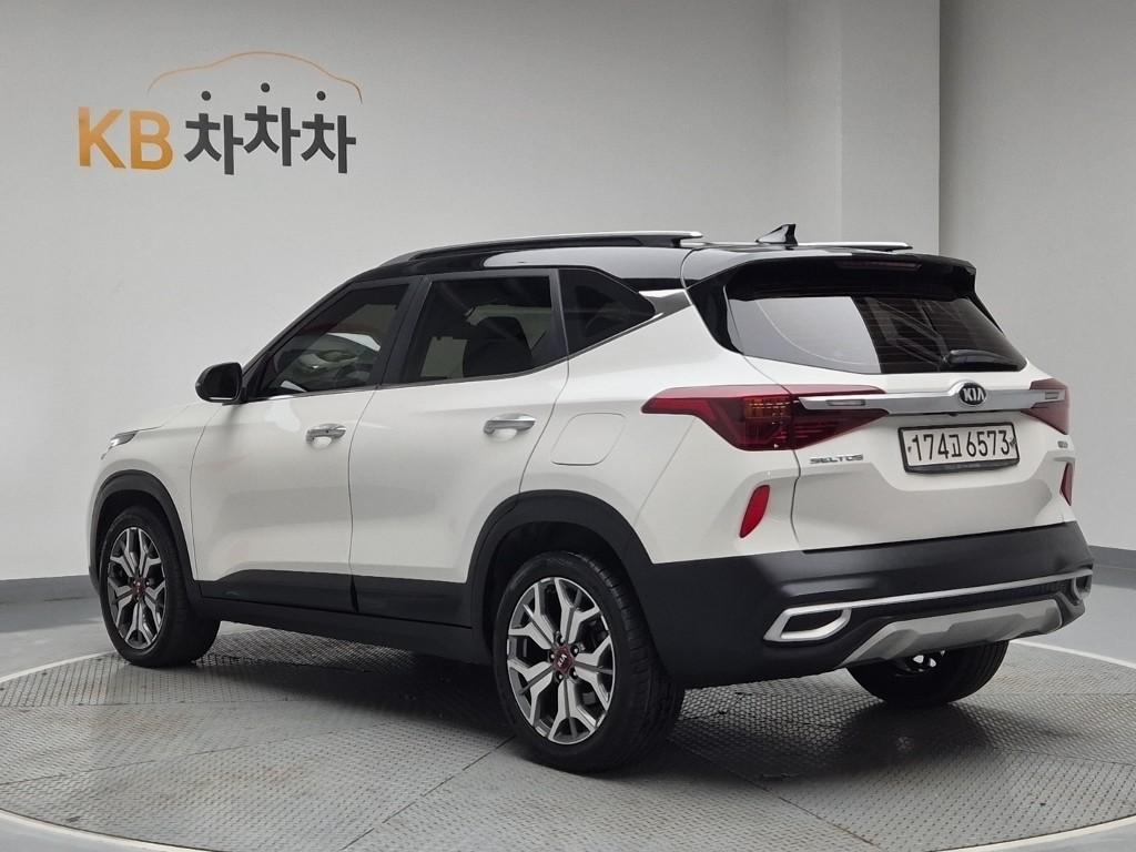 2020 KIA SELTOS 