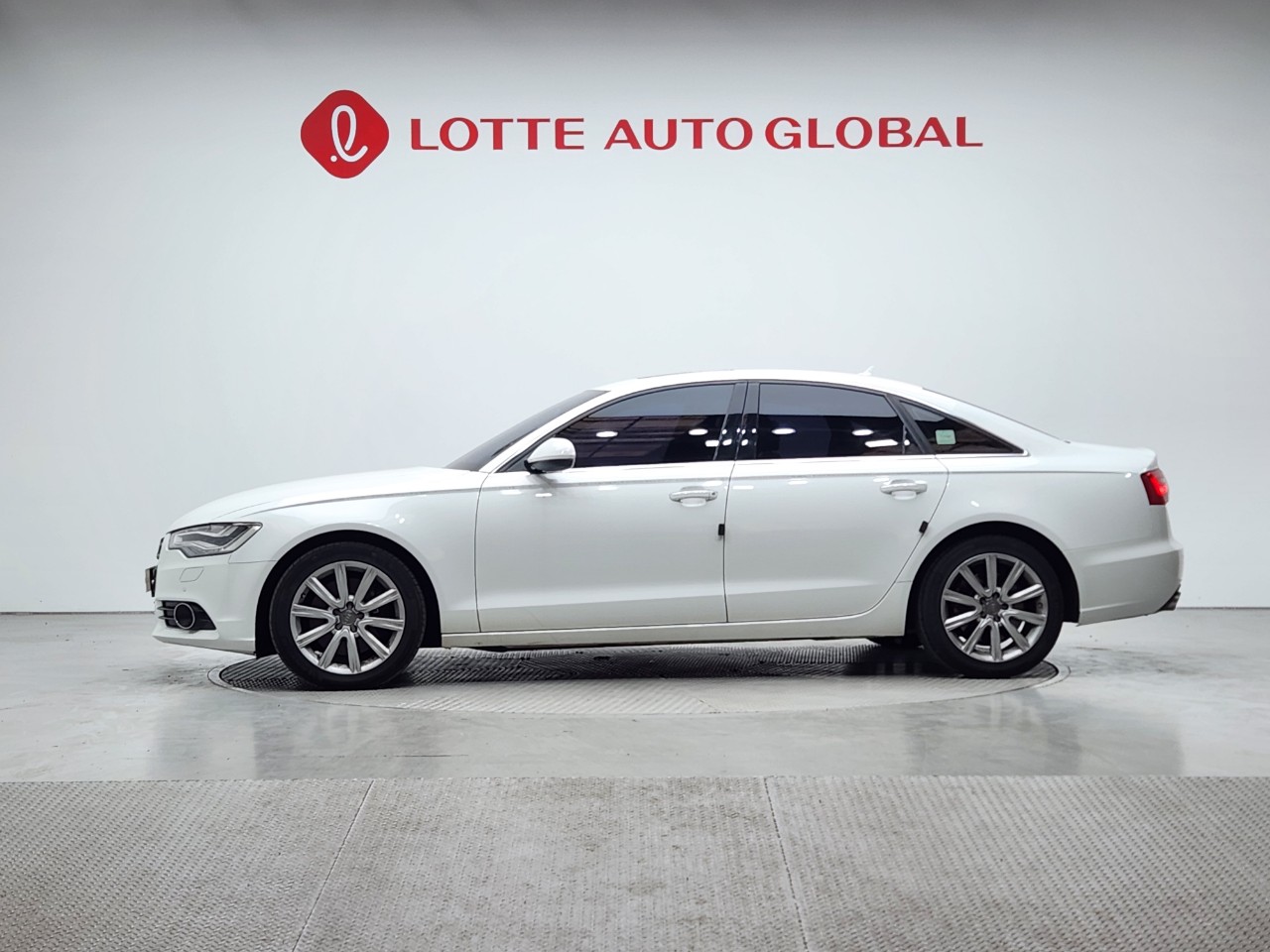 2015 AUDI A6 (4Gen) 45 TDI Quattro 