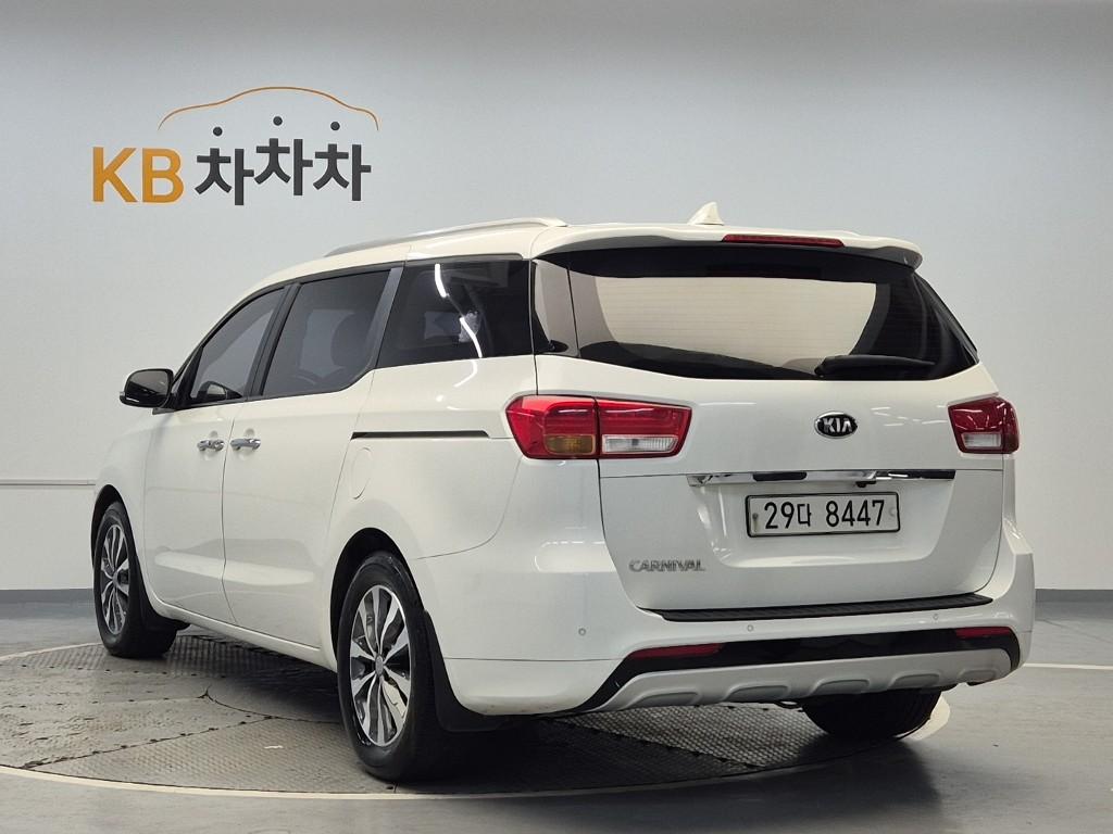 2016 KIA ALL NEW CARNIVAL 
