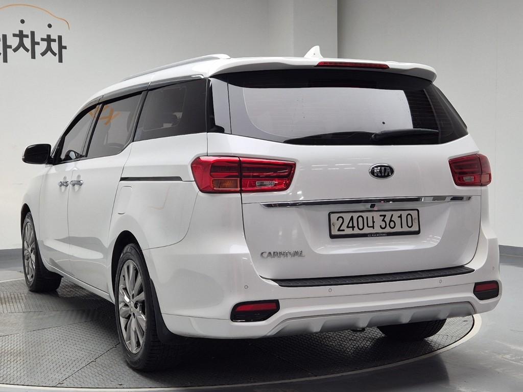 2019 KIA THE NEW CARNIVAL 