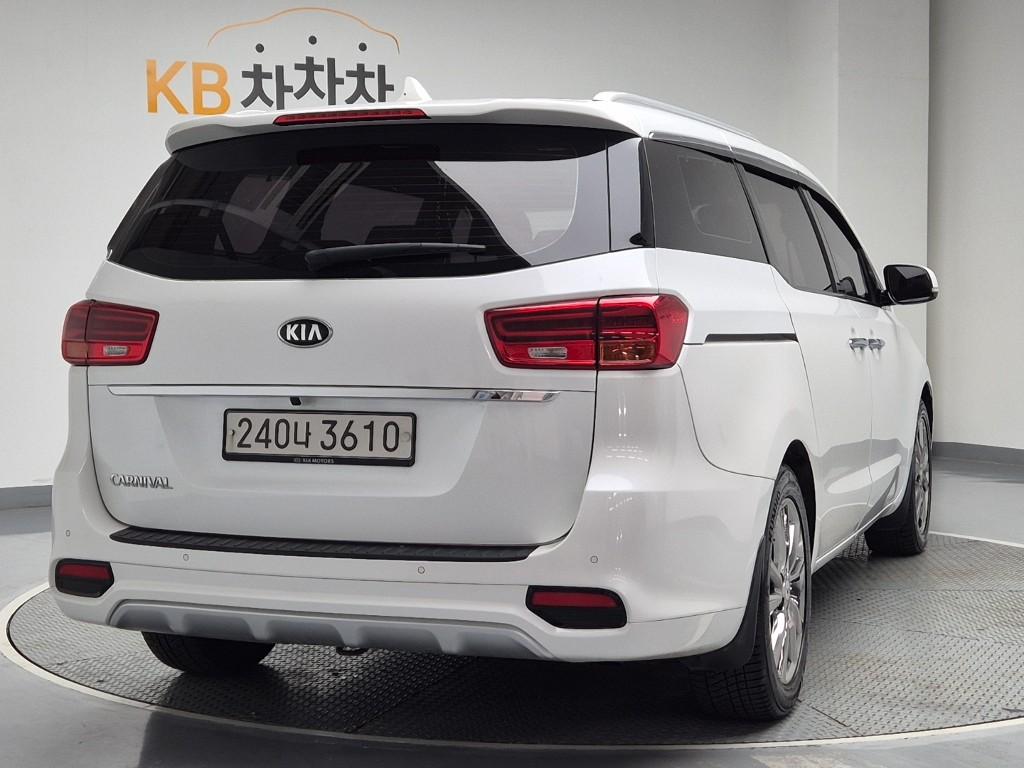 2019 KIA THE NEW CARNIVAL 