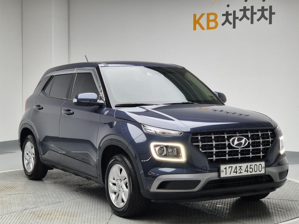 2020 HYUNDAI VENUE 