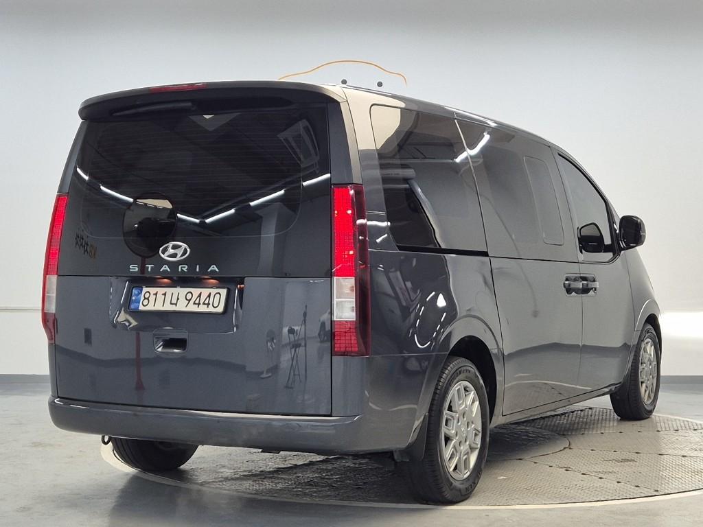 2022 HYUNDAI STARIA 