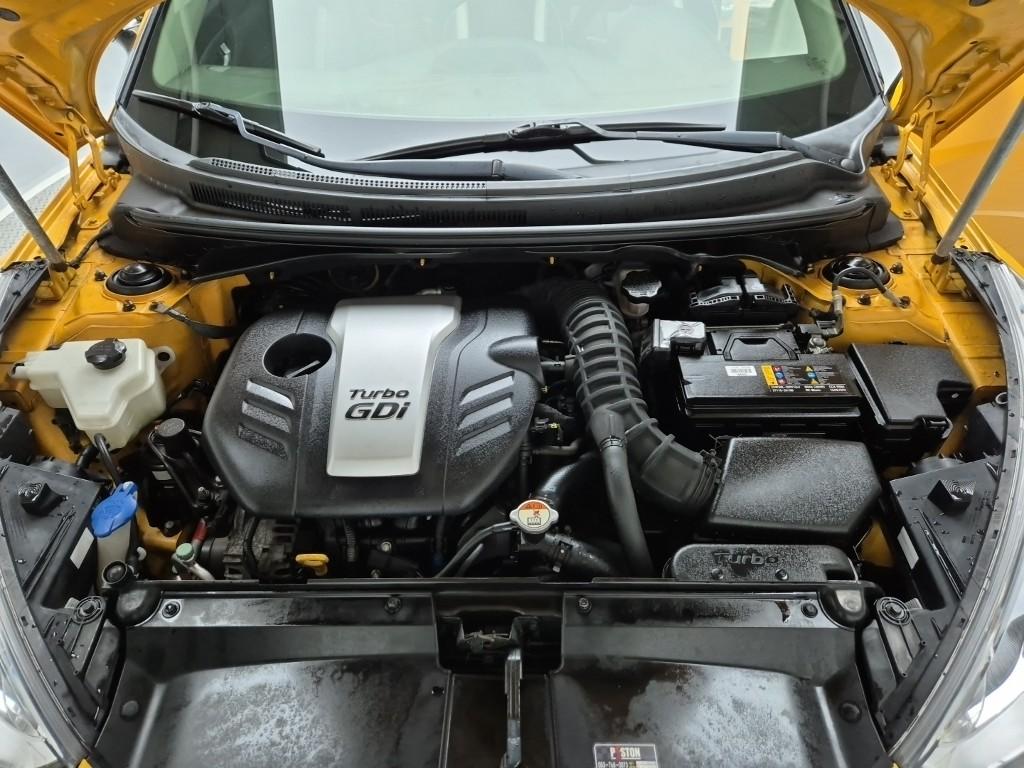 2014 HYUNDAI VELOSTER 