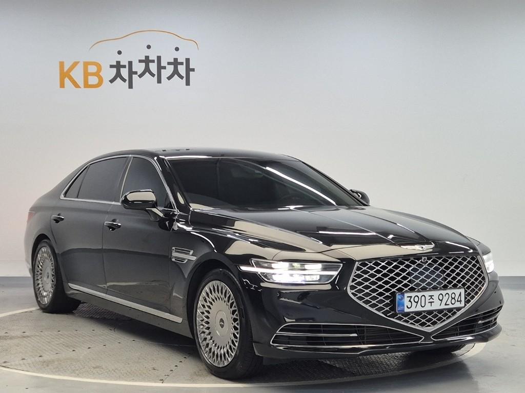 2021 GENESIS G90 