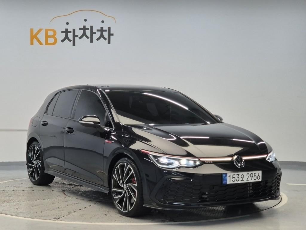 2022 VOLKSWAGEN GOLF (8Gen) 