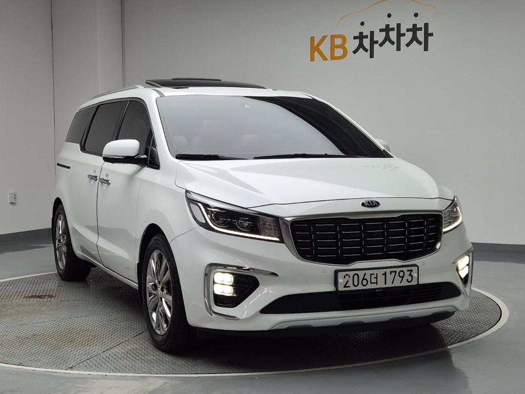 2019 KIA THE NEW CARNIVAL 