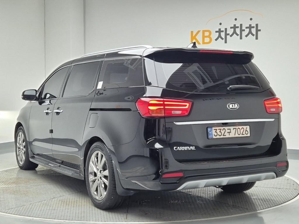 2019 KIA THE NEW CARNIVAL 