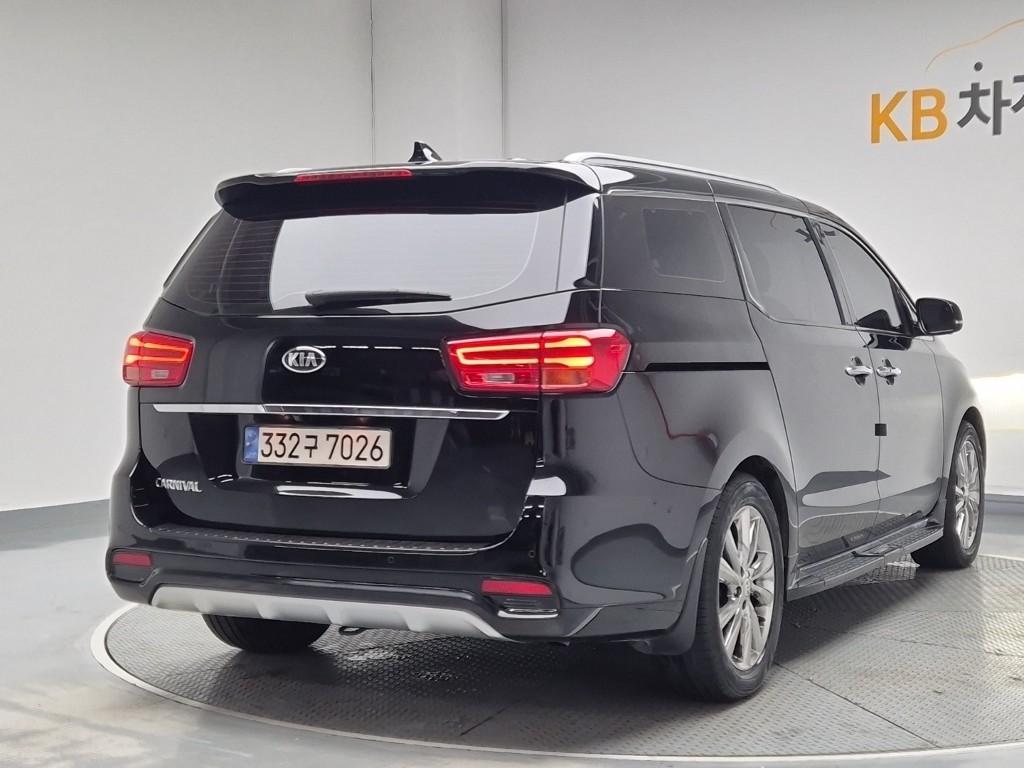 2019 KIA THE NEW CARNIVAL 