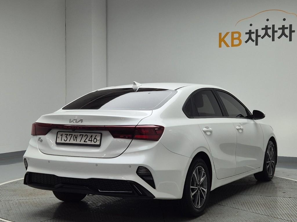2022 KIA THE NEW K3 
