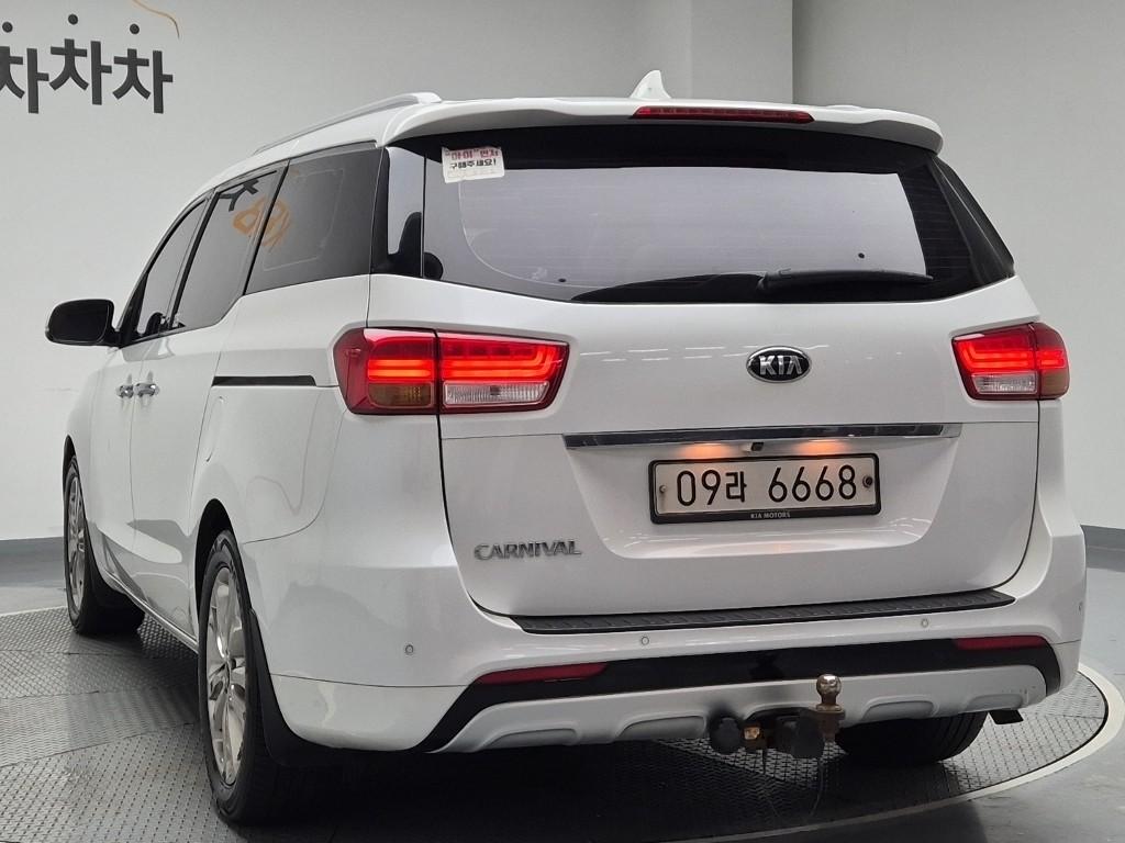 2017 KIA ALL NEW CARNIVAL 
