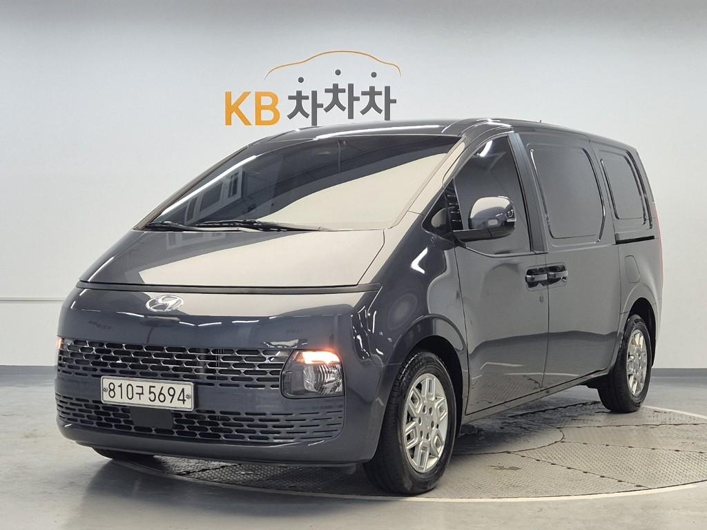 2024 HYUNDAI STARIA 