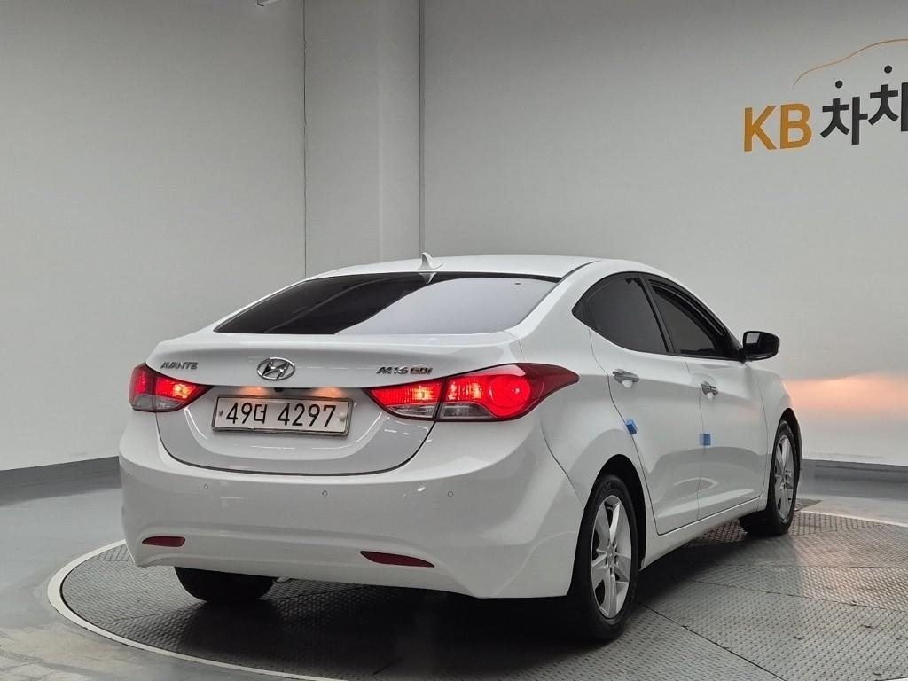 2012 HYUNDAI AVANTE MD 