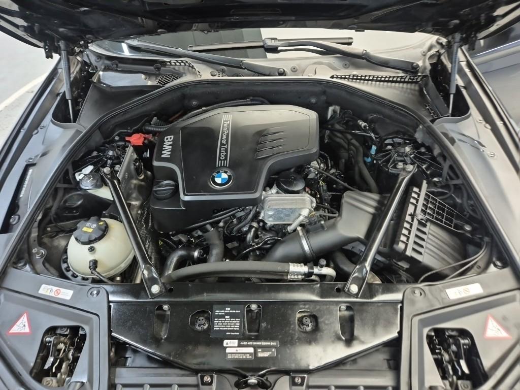 2015 BMW 5 SERIES (6Gen) 