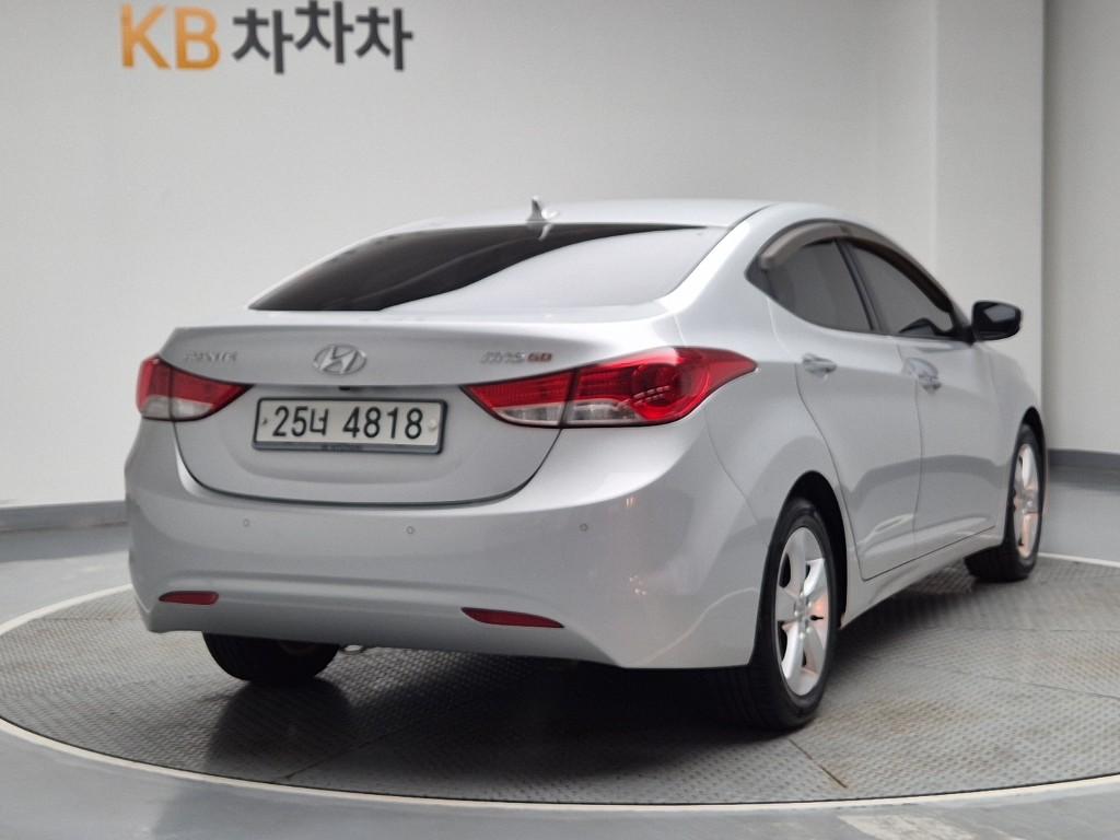 2011 HYUNDAI AVANTE MD 