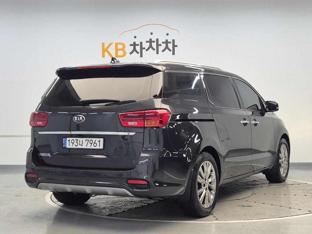 2019 KIA THE NEW CARNIVAL 