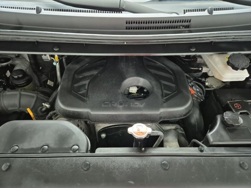 2019 HYUNDAI THE NEW GRAND STAREX 