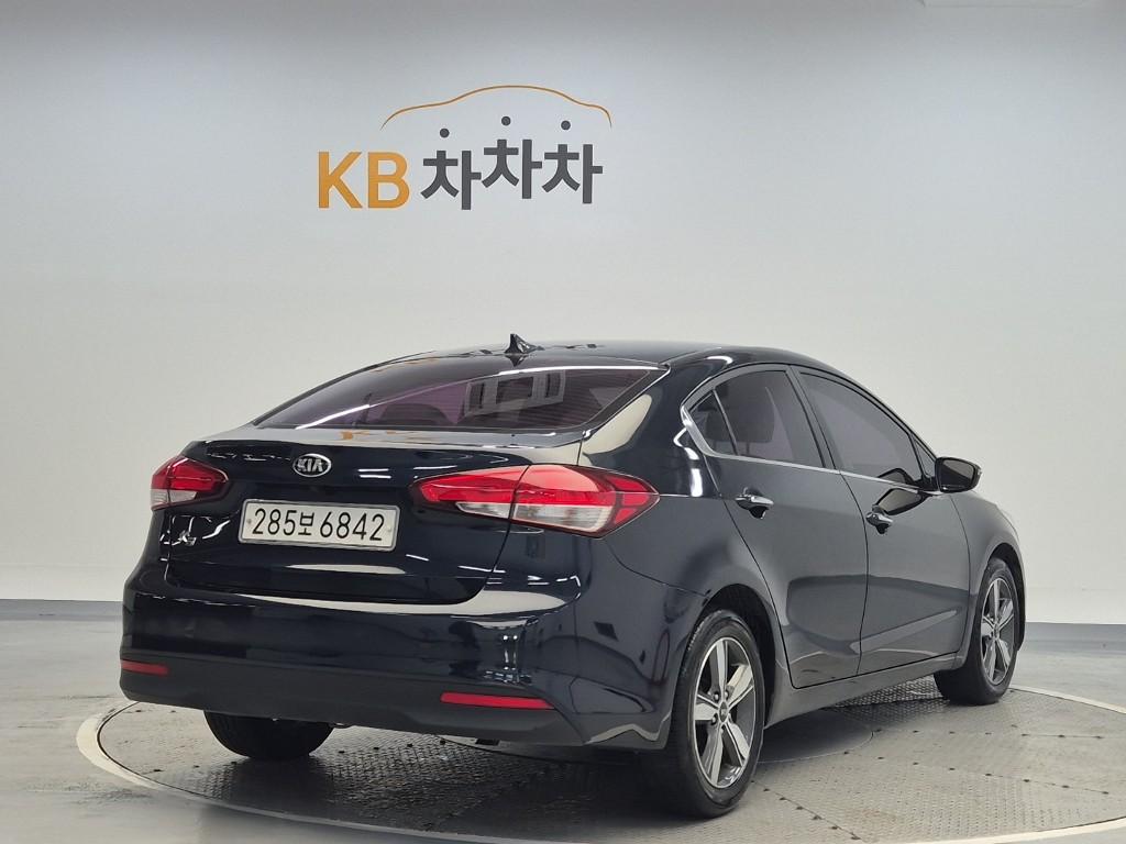 2016 KIA THE NEW K3 