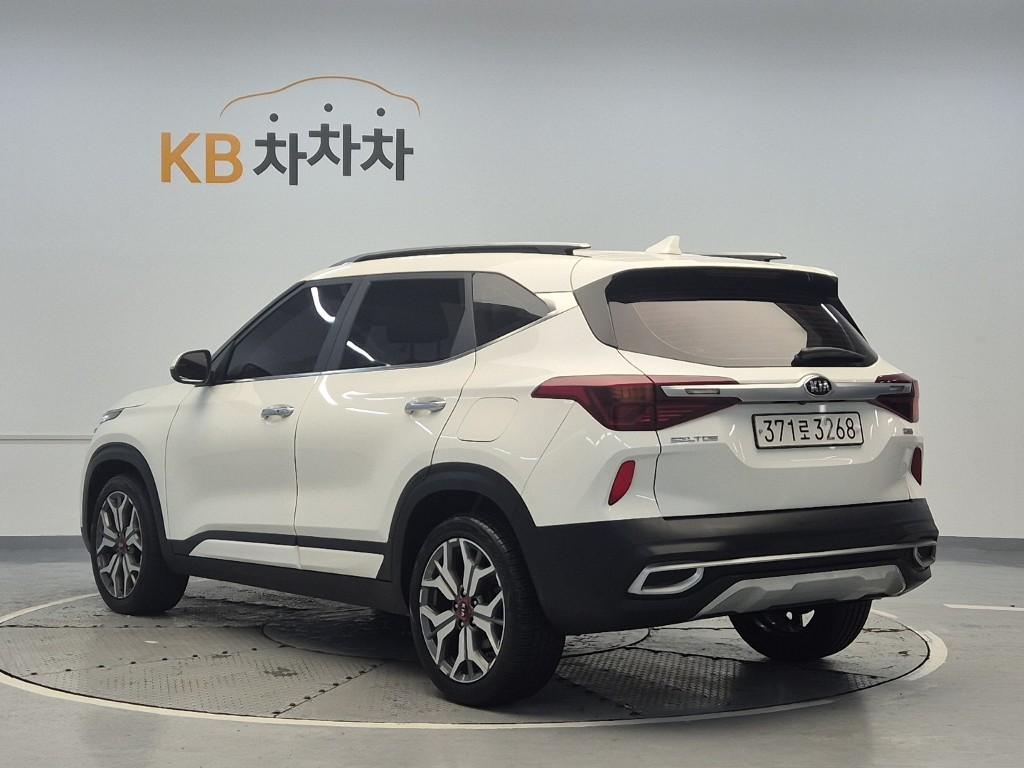 2021 KIA SELTOS 