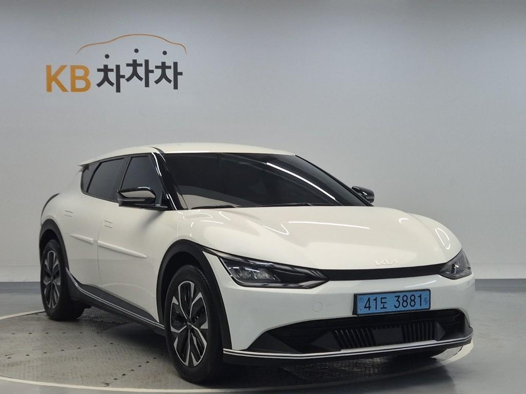 2022 KIA EV6 